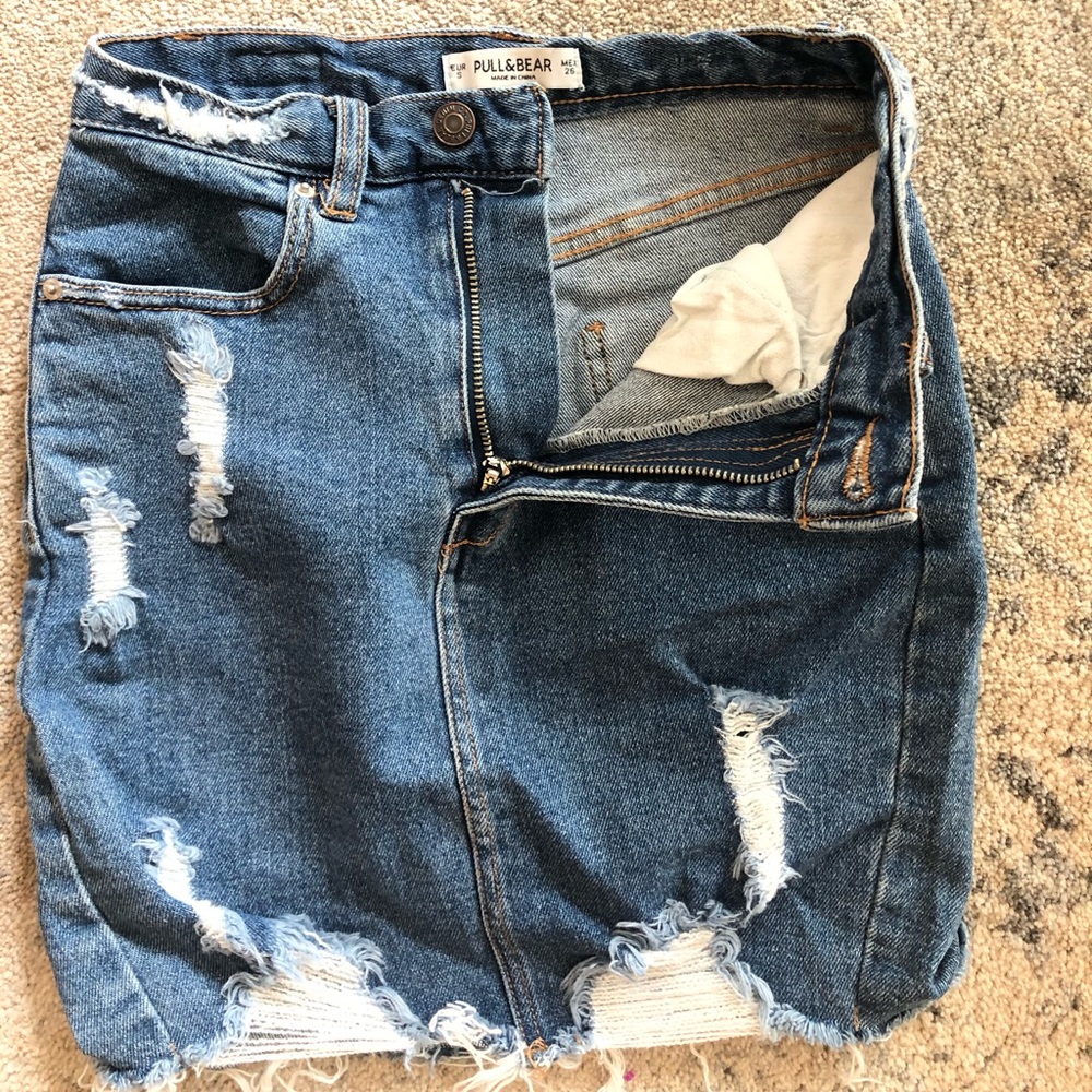 Pull and bear denim skirt